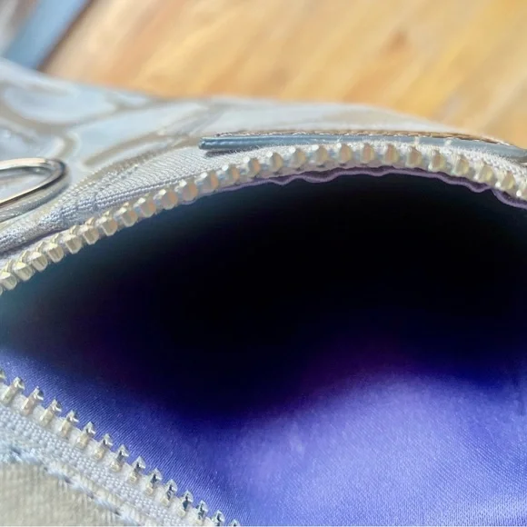 Elegant Coach Poppy Signature Lurex canvas Satchel crossbody, grey/beige/silver - Picture 14 of 16